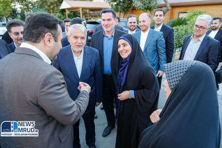 تسهیل فرآیند صدور مجوز کشتیهای کروز مسافری در ایران ببینید |  نشست شورای معاونین ، مشاورین و مدیران کل ستادی و استانی وزارت میراث فرهنگی ، صنایع دستی و گردشگری با حضور وزیر راه و شهرسازی