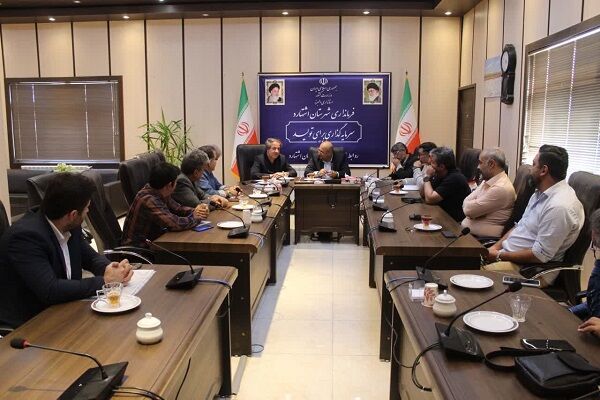 نشست فرماندار شهرستان و شهردار اشتهارد با مدیرکل راه و شهرسازی استان البرز