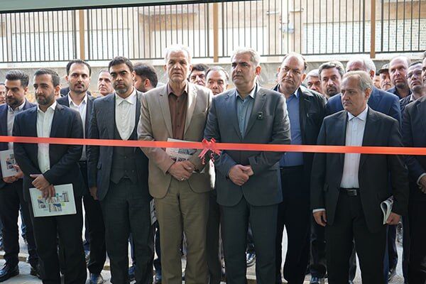 ببینید: افتتاح ۴۶۰ واحد مسکونی در اردبیل با حضور علی نبیان معاون وزیر راه و شهرسازی و مدیرعامل سازمان ملی زمین و مسکن و هیئت همراه