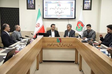 ببینید|اولین جلسه‌ شورای اداری کل به ریاست مهندس باقرجوان سرپرست اداره کل راهداری و حمل و نقل جاده‌ای استان البرز در سالن جلسات اداره کل