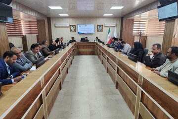 ببینید|نشست بررسی واگذاری اراضی دولتی برای طرح‌های سرمایه‌گذاری در سیستان و بلوچستان