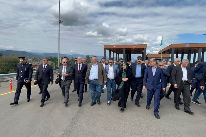 بازدید وزیر راه و شهرسازی از پایانه جدید مرزی و بزرگراه ترانزیتی آستارا