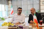 ببینید|دیدار اعضای هیأت مدیره انجمن صنفی حمل و نقل کالای شهرستان ساوجبلاغ و نظرآباد با سرپرست اداره کل راهداری و حمل و نقل جاده‌ای استان البرز