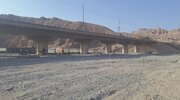 ببینید| بازدید استاندار و مدیر کل راه و شهرسازی سیستان و بلوچستان از عملیات ساخت پل حرمک