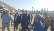 ببینید| بازدید استاندار و مدیر کل راه و شهرسازی سیستان و بلوچستان از عملیات ساخت پل حرمک