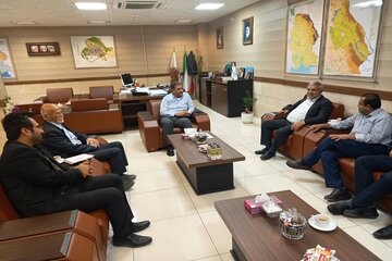 ببینید | نشست مشترک مدیرکل راه و شهرسازی خوزستان با نماینده مردم بهبهان و آغاجاری در مجلس شورای اسلامی در راستای پیشبرد پروژه های راه و شهرسازی حوزه انتخابیه
