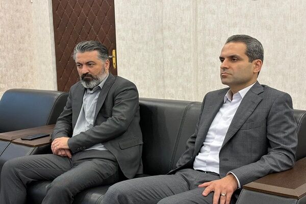 نشت با مدیرکل تعاون