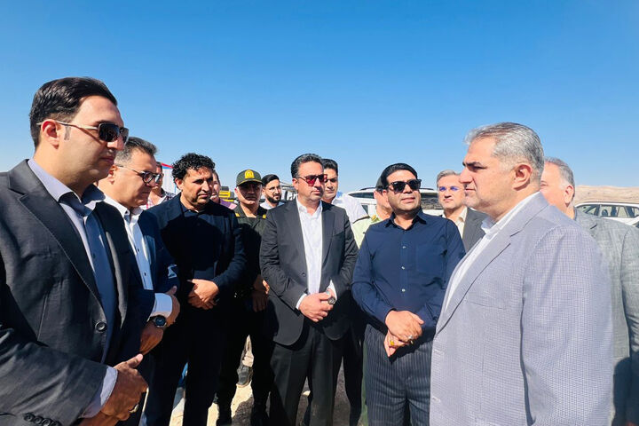 بازدید معاون وزیر راه و شهرسازی از پروژه ۶ هزار واحدی نهضت ملی مسکن «طبیعت شیراز»