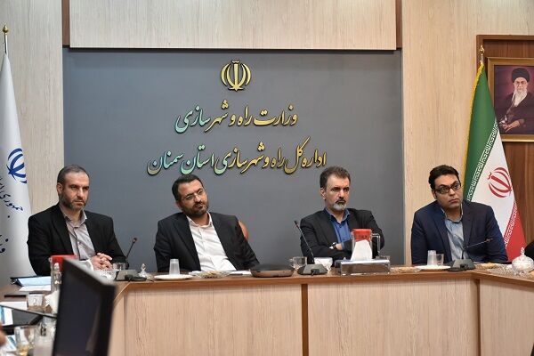 ببینید | جلسه پیگیری تکمیل پروژه های بهارستان و حکیم الهی سمنان