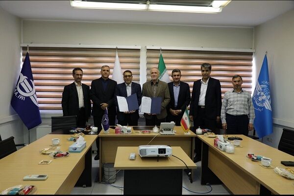 امضای تفاهم‌نامه همکاری میان دانشکده صنعت هواپیمایی کشوری و شرکت هواپیمایی جمهوری اسلامی ایران