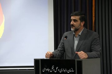 دکتر اکبری