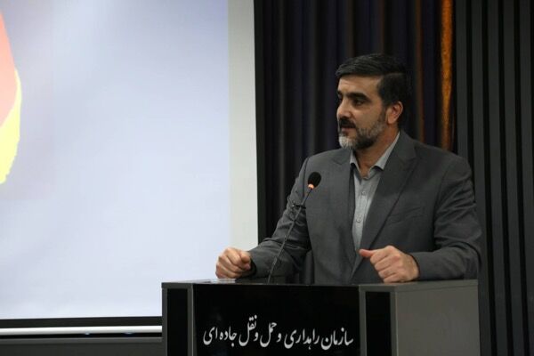 دکتر اکبری