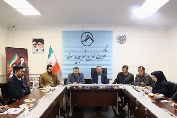 برگزاری نشست هم اندیشی با جمعی از نخبگان و فعالان فرهنگی-اجتماعی شهر جدید سهند جلسه
