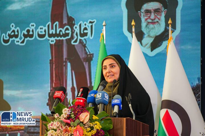 ببینید | آغاز عملیات اجرایی پروژه تعریض و بهسازی آزادراه ساوه _ سلفچگان با حضور وزیر راه و شهرسازی