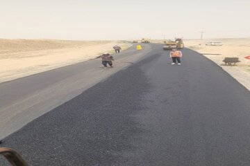 اجرای ۱۲ هزار مترمکعب خاکبرداری و خاک ریزی مسیر پل کیلومتر ۳۷ محور جنگل  رشتخوار خراسان رضوی