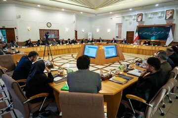 موافقت با طرح جامع سلطانیه و طرح جامع ناحیه خوی - چایپاره با رعایت ملاحظات مرزی / الحاق بیش از ۵۳ هکتار اراضی به دوگنبدان و مراغه