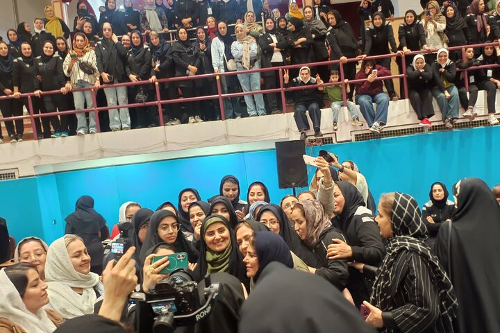 بازدید وزیر راه و شهرسازی از محل برگزاری اولین المپیاد ورزشی بانوان در خزر شهر
