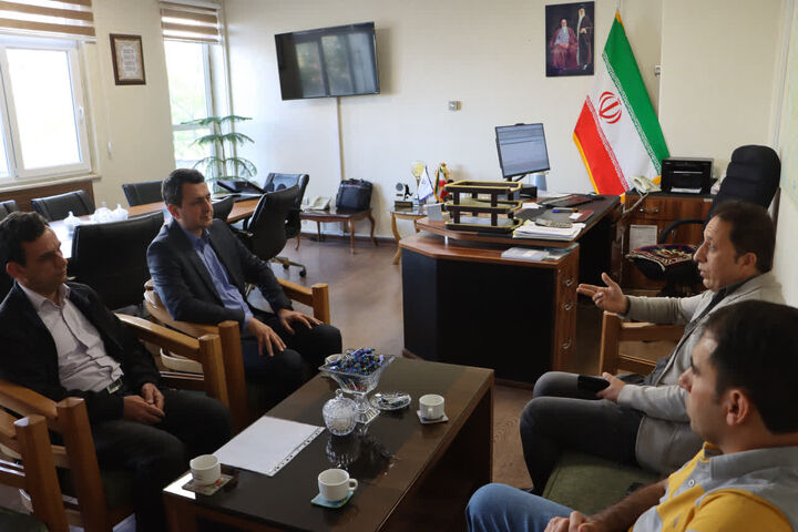 جلسه هماهنگی توسعه و بروزرسانی شبکه ملی شتابنگاری زلزله در آذربایجان شرقی برگزار شد شتابنگار
