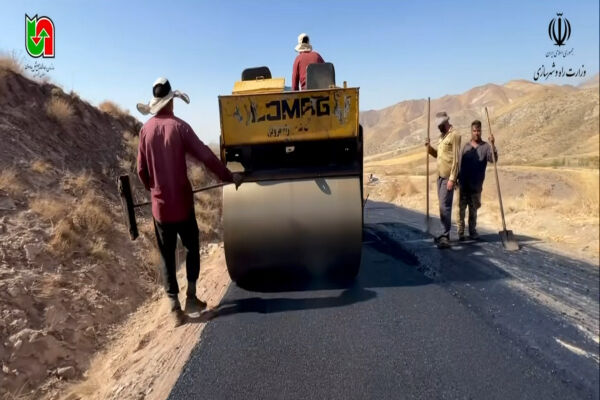 ننن