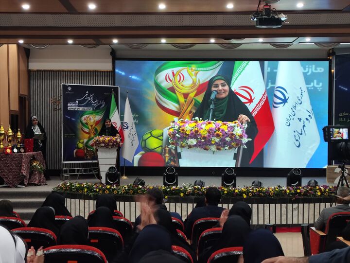 همدلی و نشاط، رمز موفقیت خانواده بزرگ وزارت راه و شهرسازی است وزیر