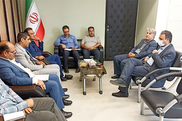 برگزاری نشست مدیرکل راه و شهرسازی لرستان با مدیرکل کمیته امداد امام خمینی «ره» استان