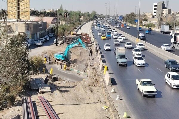 ببینید|عملیات تعریض آزادراه کرج-تهران لاین جنوبی حدفاصل پل استاندارد تا پل فردیس