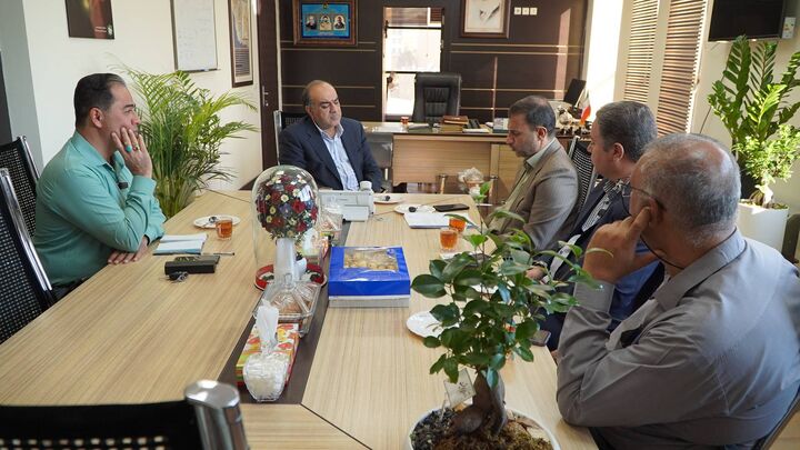 نشست مشترک مدیران کل راه و شهرسازی و تعاون روستایی استان کرمان با هدف توسعه زیرساختهای روستایی برگزار شد کرمان