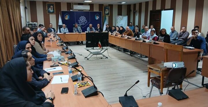 برگزاری جلسات توجیهی و آموزشی سامانه «سپاس» در پایانههای غرب و جنوب تهران برگزاری جلسات توجیهی و آموزشی سامانه «سپاس» در پایانههای غرب و جنوب تهران