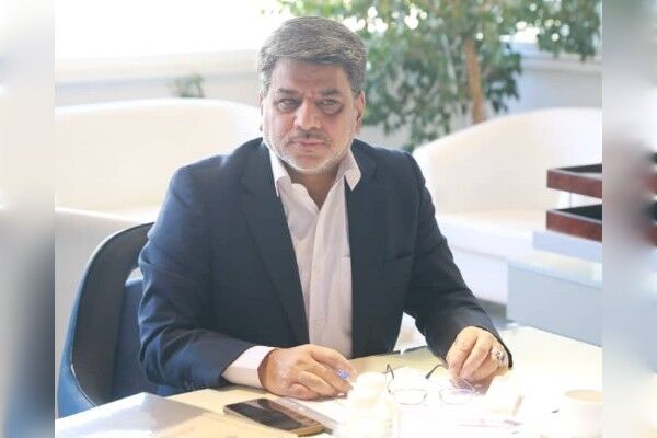 پیشرفت ۵۰ درصدی پروژه ۱۶۸۰ واحدی سپیدار اهواز / اسکان کرامتمحور ساکنان محله منبعآب در خانههای جدید موسوی