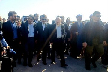 ببینید| بازدید معاون اجرایی رئیس‌جمهور از پل شهدای عنافچه شهرستان باوی در خوزستان