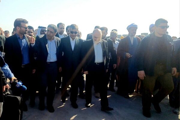 ببینید| بازدید معاون اجرایی رئیس‌جمهور از پل شهدای عنافچه شهرستان باوی در خوزستان