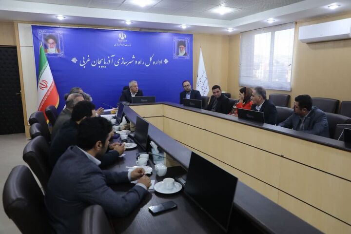 دیدار  با نمایندگان مجریان ذی‌صلاح استان