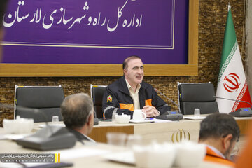 ببینید|نشست هماهنگی و برنامه ریزی جهت آمادگی راهداری زمستانی در اداره کل راه و شهرسازی لارستان