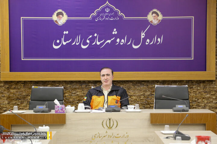 ببینید|نشست هماهنگی و برنامه ریزی جهت آمادگی راهداری زمستانی در اداره کل راه و شهرسازی لارستان