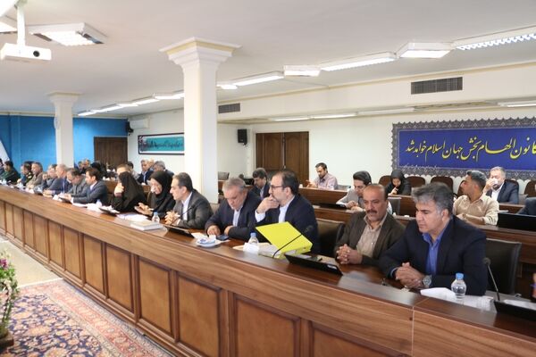 ببینید |جلسه شورای مسکن استان مرکزی