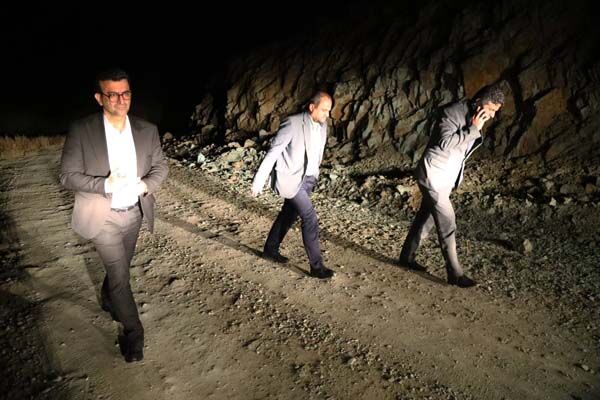 ببینید|بازدید میدانی مهندس داریوش باقرجوان سرپرست اداره کل راهداری و حمل و نقل جاده‌ای استان البرز  به همراه مهندس ولی پور معاون راهداری از روستاهای پایین طالقان ‌