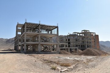 ویدیو| پیشرفت فیزیکی ساخت واحدهای خودساز در شهرک ۳۵ هکتاری شهمیرزاد استان سمنان