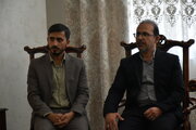 دیدار مشاور وزیر راه در امور ایثارگران با خانواده شهدا در سمنان