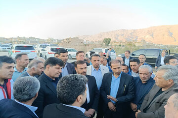 بازدید میدانی استاندار و مدیرکل راه و شهرسازی فارس از روند پیشرفت پروژه‌های نهضت ملی ارسنجان