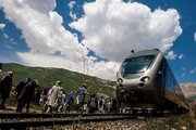 دومین قطار گردشگری مثلث طلایی به یزد وارد می‌شود