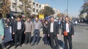 حضور جمعی از کارکنان اداره کل راه و شهرسازی استان قزوین در مراسم راهپیمایی ۱۳ آبان ماه