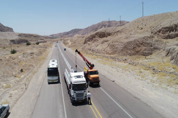 نصب ۱۳ کیلومتر نیوجرسی در محورهای مواصلاتی ایلام