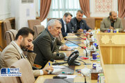 ببینید |جلسه مشترک اعضای شورای مرکز و فرماندهان پایگاههای مرکز بسیج و وزارت راه و شهرسازی و بنیاد مسکن