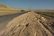 ببینید| عملیات تعریض، تسطیح و شانه جاده در راه روستایی شیان محور اسلام آبادغرب به کرمانشاه