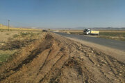 ببینید| عملیات تعریض، تسطیح و شانه جاده در راه روستایی شیان محور اسلام آبادغرب به کرمانشاه