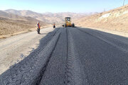 ببینید| عملیات بهسازی و روکش آسفالت محور کشکمیر شهرستان سنقر و کلیایی استان کرمانشاه