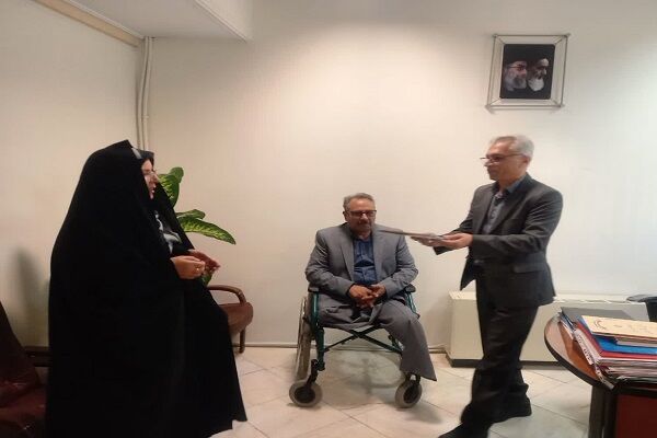 تجلیل از همسر جانباز