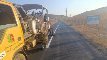 اجرای ۵۰۰ کیلومتر خط کشی گرم در محور پر تردد شرق استان تهران