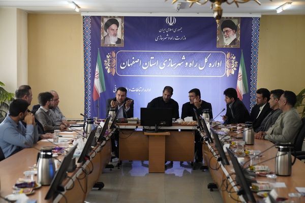 ببینید | کارگروه تلفیق شورای مسکن استان اصفهان با محوریت هم‌اندیشی جهت تسریع در پیشبرد پروژه‌های نهضت ملی مسکن شهرستان کاشان