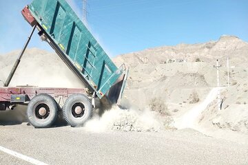 اجرای عملیات ایمن‌سازی و رفع نقاط حادثه‌خیز محور بشاگرد – میناب